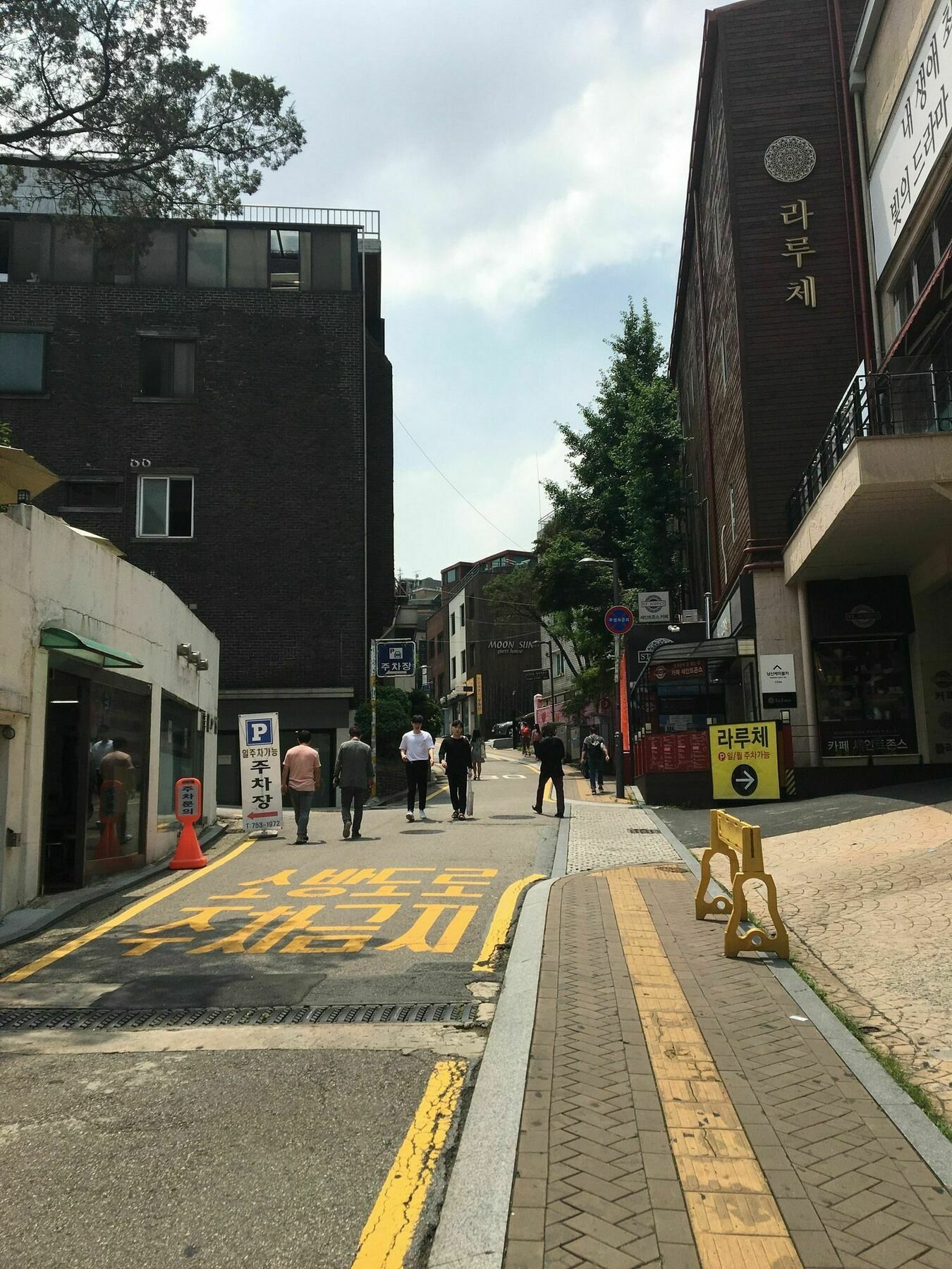 Myeong-Dong Good Stay Seul Exterior foto